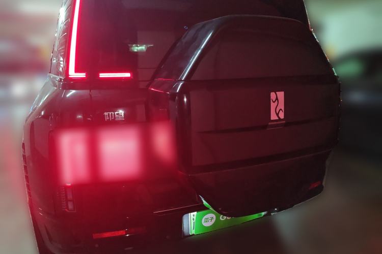 Used Yangwang U8 2023 Luxury Edition
