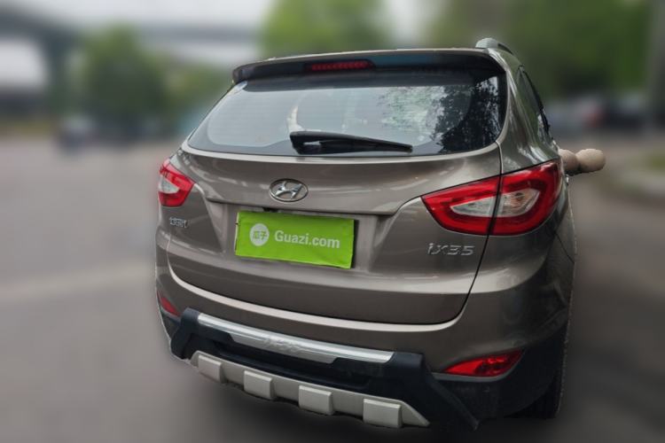 Used Hyundai ix35 2013 2.0L Automatic Two-Wheel Drive Smart GLS China IV Standard Rear