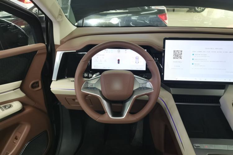 Used BYD Xia 2025 DM-i 1.5T 180km Beyond Edition Steering Wheel