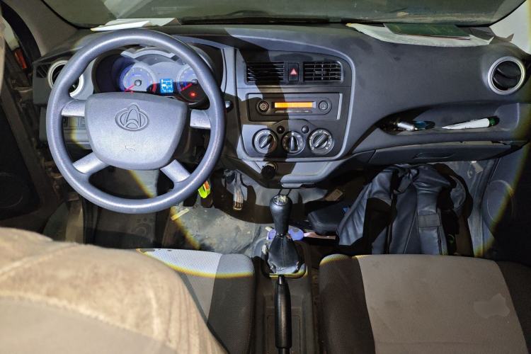 Used CHANGAN KAICHENG Star 2013 1.2L New Changan Star Basic Version Center Console