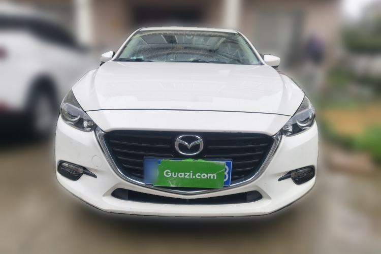 Used Mazda Mazda 3 Axela 2017 Sedan 1.5L Automatic Comfort Model China VI Standard
