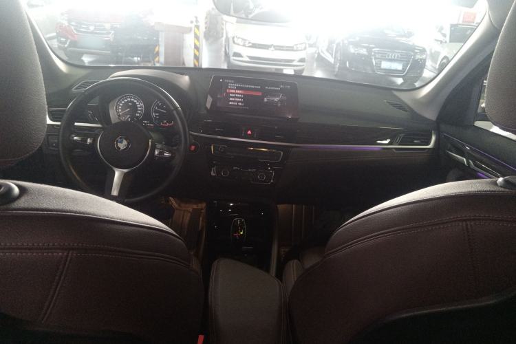 Used BMW X1 2020 xDrive25Li Luxury Edition Center Console