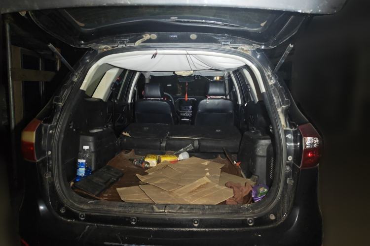 Used JMC Yusheng S350 2016 2.0T Automatic Two-Wheel Drive Gasoline Luxury Version with Sunroof 5 Seats
