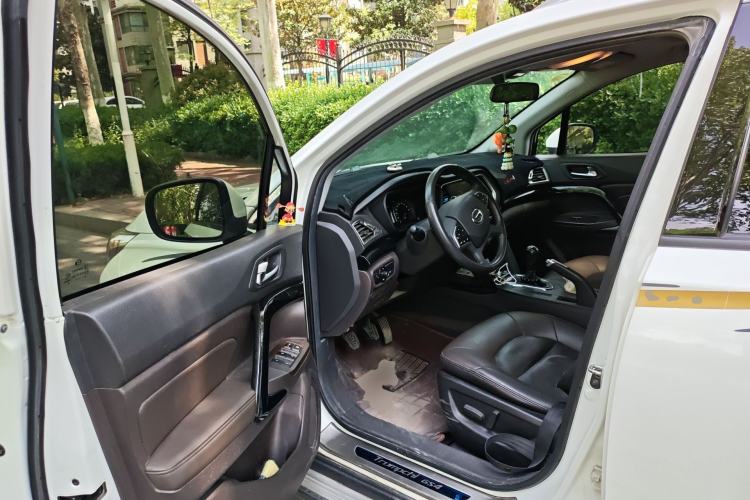 Used GAC Trumpchi GS4 2017 235T Manual Two-Wheel Drive Luxury Edition
