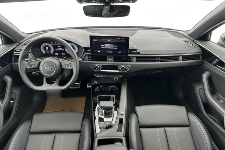 Used Audi A4L 2024 40 TFSI Luxury Dynamic Edition
