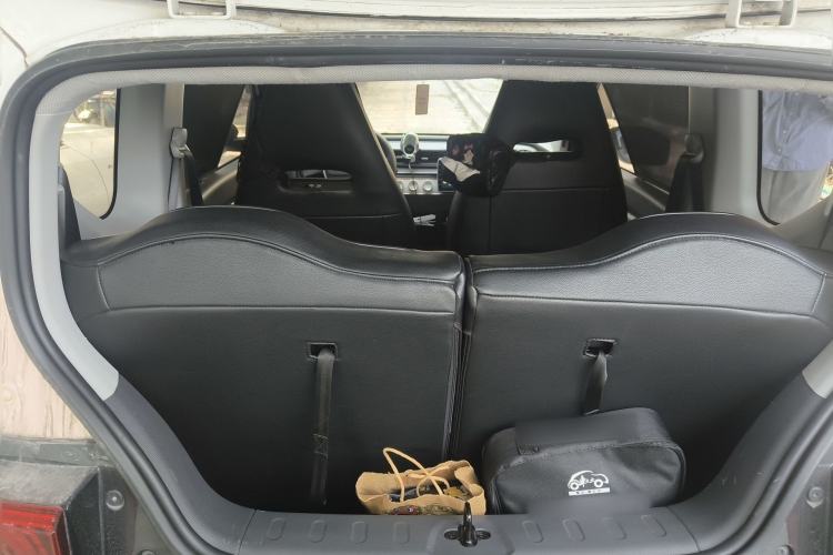 Used Wuling Hongguang MINIEV 2021 Macaron Premium Model – Lithium Iron Phosphate Trunk