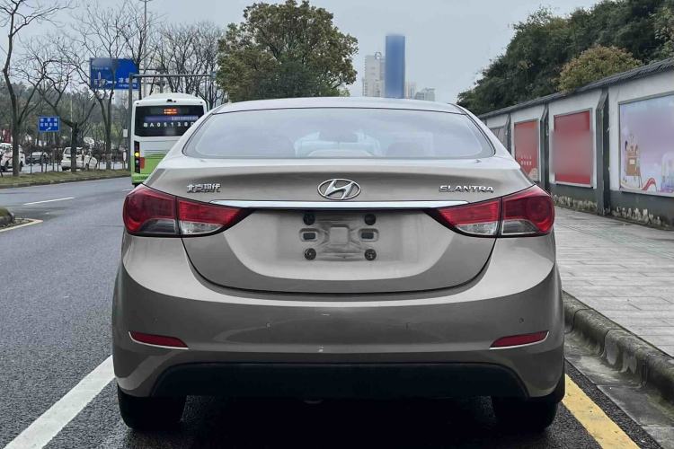 Used Hyundai Elantra (5th Generation / Langdong) 2015 1.6L Automatic Fashion Model Exterior 7