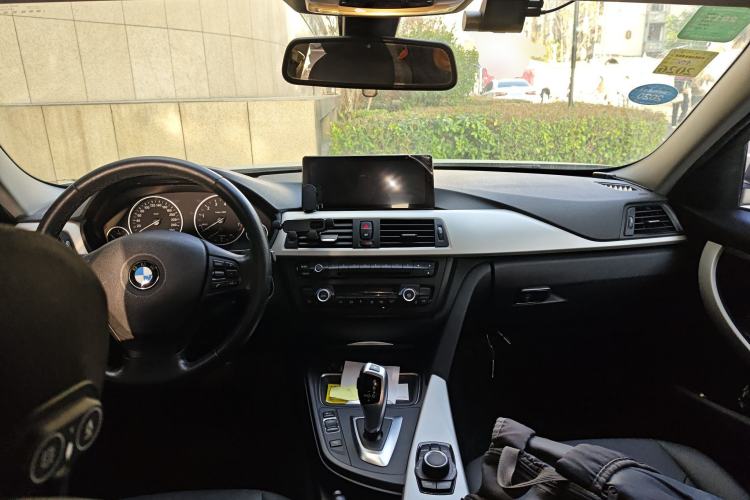 Used BMW 3 Series 2014 320Li Fashion Model