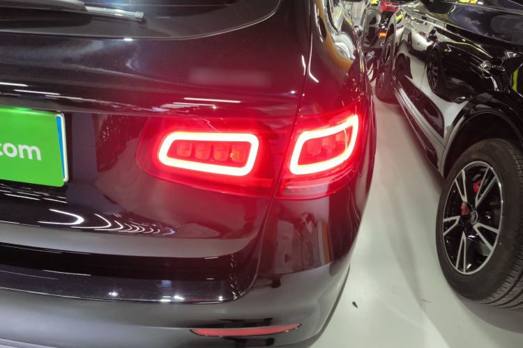 Used Mercedes-Benz GLC 2020 Facelifted GLC 260 L 4MATIC Dynamic Edition Exterior 3