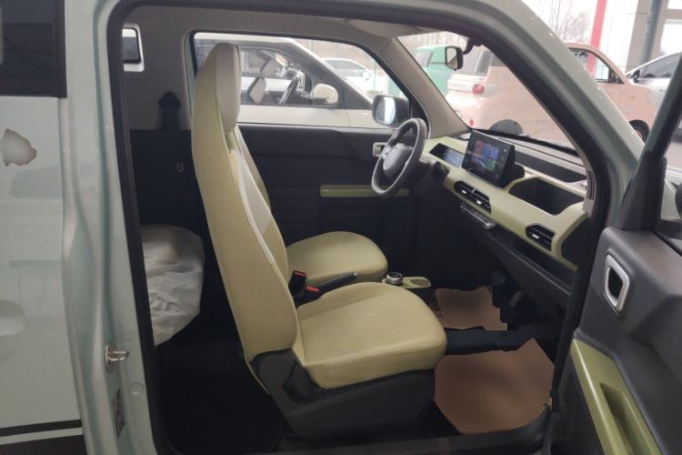 Used Geely Galaxy Panda 2024 Panda Mini 200km Endurance Bear
