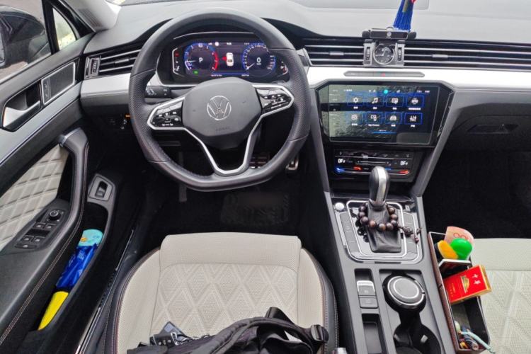 Used Volkswagen Magotan 2023 2 Million Units Commemorative Edition 330TSI DSG Luxury Version
