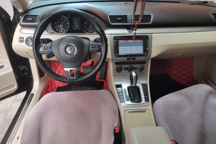 Used Volkswagen Magotan 2013 1.8TSI Luxury Model Center Console