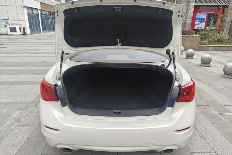 Used Infiniti Q50L 2016 2.0T Comfort Edition Exterior 6