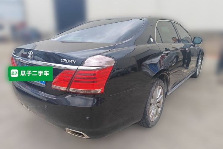 Used Toyota Crown 2012 2.5L Royal Leather Edition