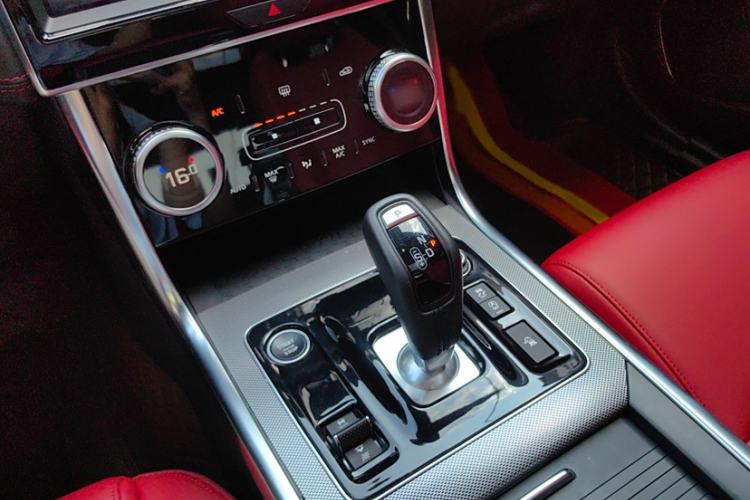 Used Jaguar XEL 2022 2.0T 250 PS R-DYNAMIC S Advanced Sport Edition