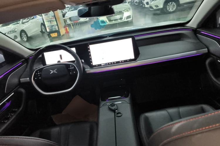 Used XPeng P7 2022 670N+ Center Console