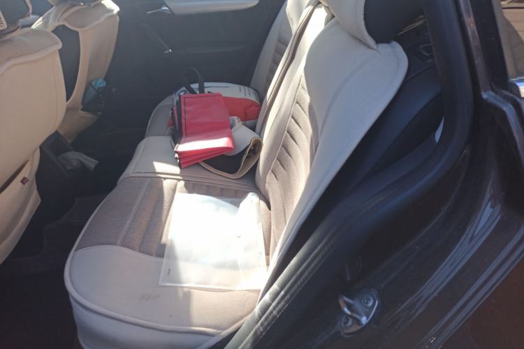 Used Volkswagen Gran Lavida 2013 1.6L Automatic Comfort Model
