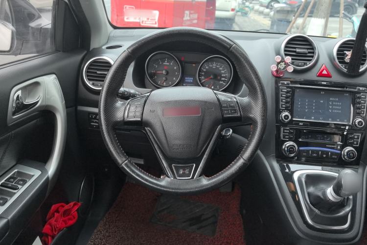 Used Haval H6 2014 Upgraded Model 1.5T Manual Two-Wheel Drive Elite Version