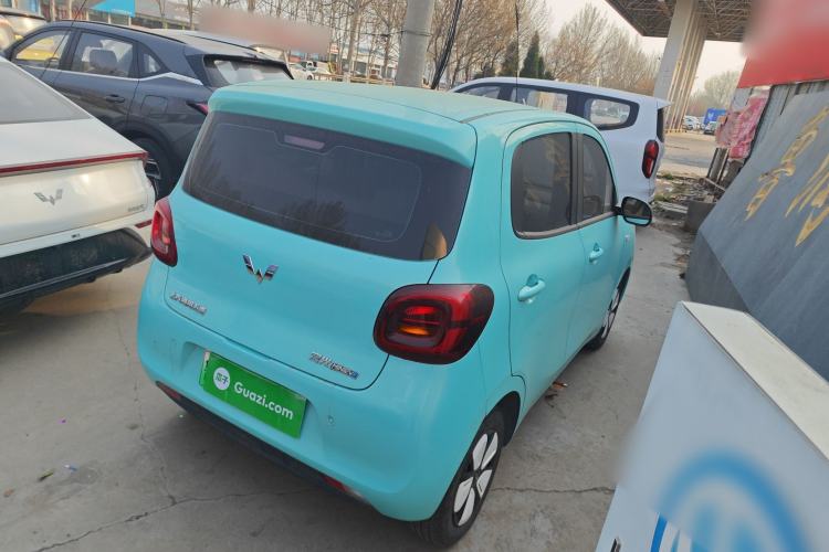 Used Wuling Hongguang MINIEV 2025 Four-Door Version Premium Edition Rear Right 45 Deg