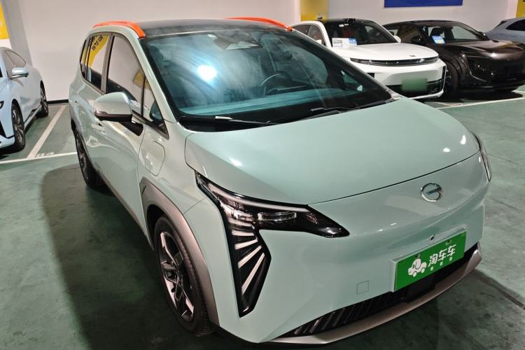 Used AION Y 2022 Plus 70 Tech Edition