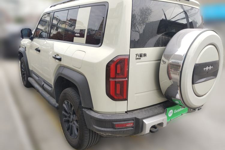 Used Formula Leopard 5 2023 Navigator Edition Rear Left 45 Deg