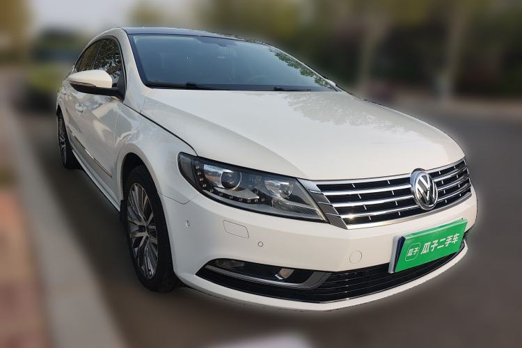 Used Volkswagen FAW-Volkswagen CC 2018 1.8TSI Luxury Model Front Right 45 Deg
