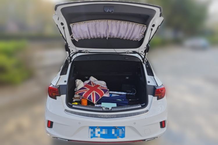 Used Buick Verano 2018 Hatchback GS 20T Dual-Clutch Luxury Model Trunk