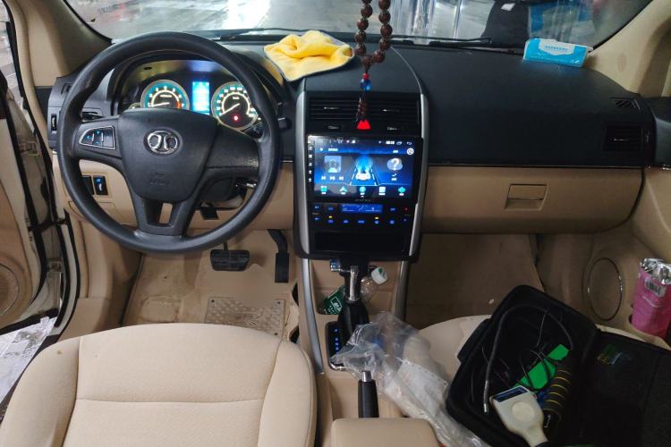 Used BAIC E Series 2013 Sedan 1.5L Automatic Leshang Edition
