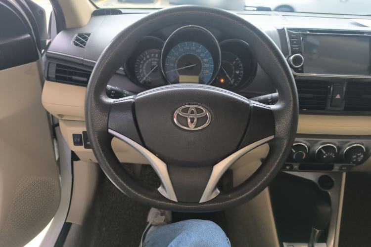 Used Toyota YARiS L Zhi Xuan 2014 1.5G Automatic Xuan Dong Edition
