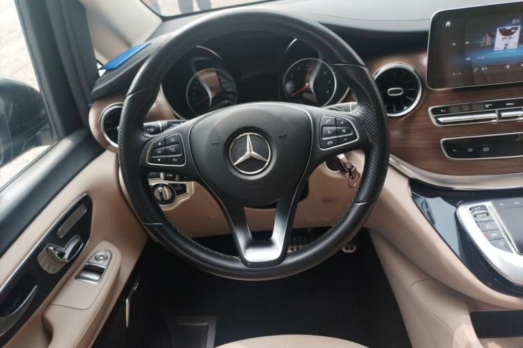 Used Mercedes-Benz V-Class 2020 V 260 L Long-wheelbase Luxury Edition
