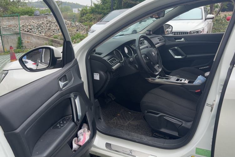 Used Peugeot 408 2015 1.2T Automatic Luxury Edition Driver Seat