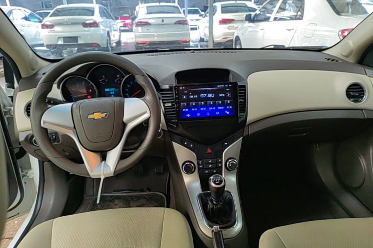 Used Chevrolet Cruze 2015 1.5L Classic SL MT