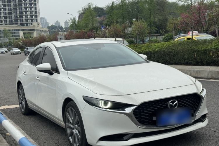 Used Mazda 3 Axela 2023 2.0L Automatic ZhiZhen Edition Exterior 2