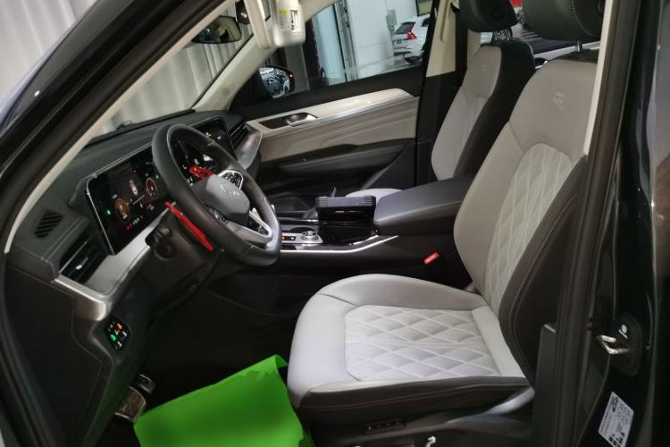 Used Volkswagen Tavendor 2023 380TSI Four-Wheel Drive R-Line Cruise Edition
