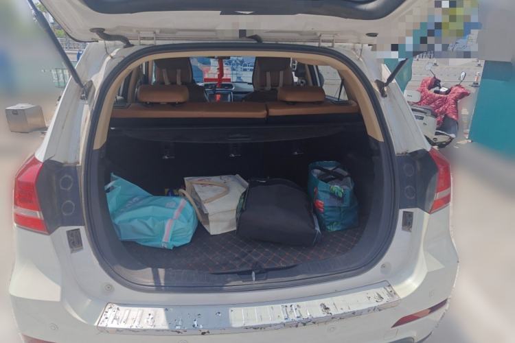 Used Haval H2 2017 Red-Label 1.5T Manual Two-Wheel-Drive Elite Model
