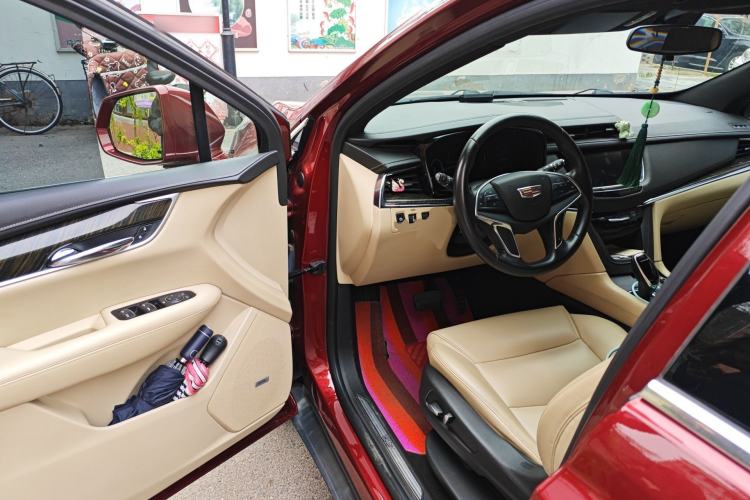 Used Cadillac XT5 2017 Anniversary Edition 28T Four-Wheel Drive Luxury Model
