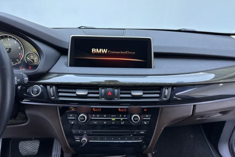 Used BMW X5 2014 xDrive35i Leading Model