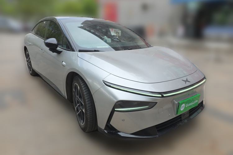 Used XPeng P7+ 2024 Long-Range Max Front Right 45 Deg