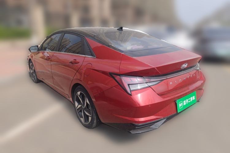 Used Hyundai Elantra 2021 1.5L CVT LUX Prestige Edition
