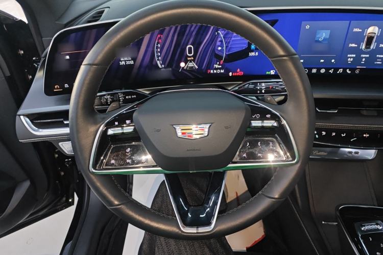 Used Cadillac GT4 2023 25T Luxury Model Steering Wheel