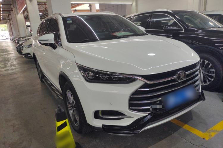 Used BYD Tang 2018 2.0T Automatic SmartConnect Luxury 7-Seater China V Emission Standard