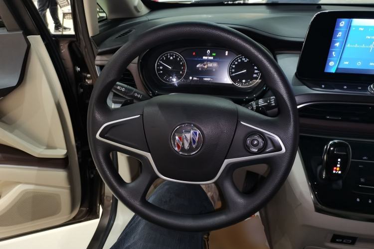 Used Buick GL8 2022 Land Cruiser Executive Class 652T Comfort Model
