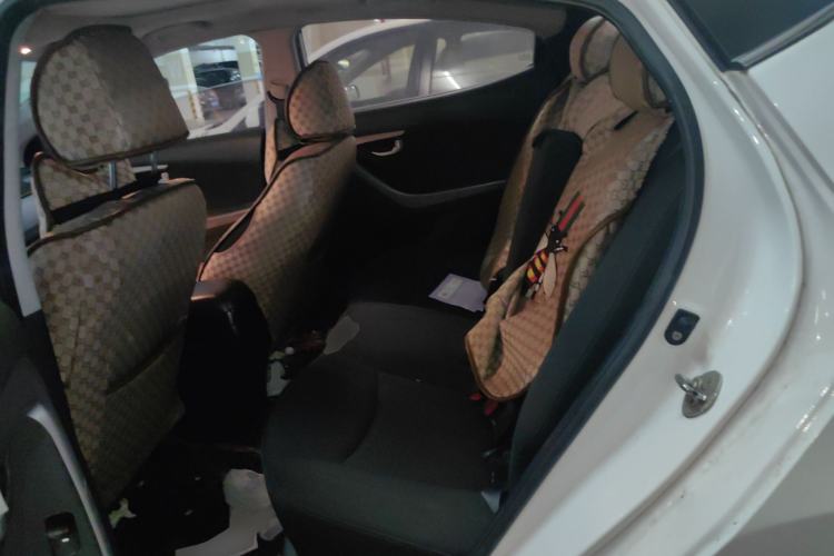 Used Hyundai Elantra (5th Generation / Langdong) 2015 1.6L Automatic Leading Model