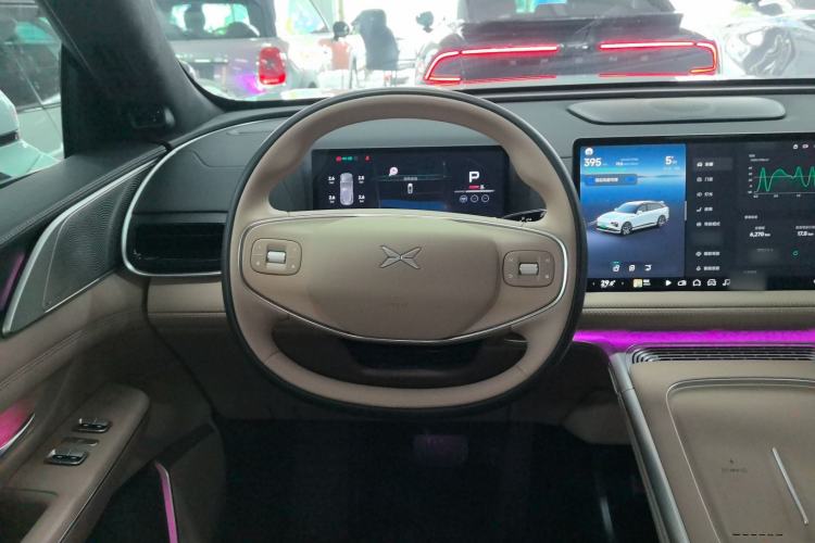 Used XPeng G9 2025 625 Long-Range Max Steering Wheel