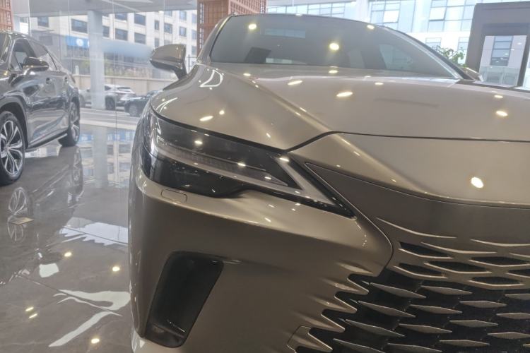 Used Lexus RX 2025 350h Four-Wheel Drive Enjoyment Version Right Front Headlight