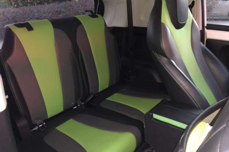 Used Roewe Clever 2021 302 km New Four-Seater Super-Efficient Version
