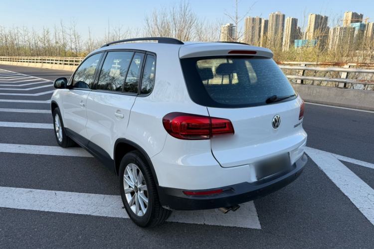 Used Volkswagen Tiguan 2015 1.8TSI Automatic Two-Wheel Drive Comfort Edition Exterior 5