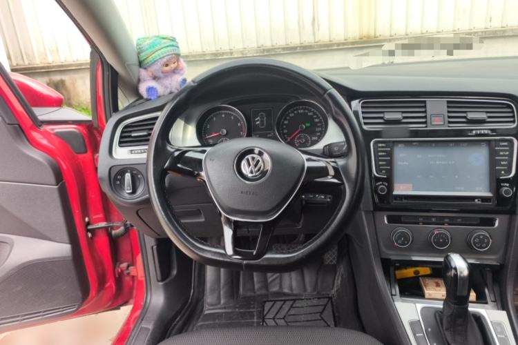 Used Volkswagen Golf 2014 1.4TSI Automatic Comfort Model Steering Wheel