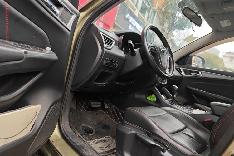 Used Changan CS75 2016 1.8T Automatic Elite Model China IV Standard