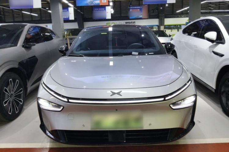 Used XPeng P7+ 2024 Long-Range Max Front